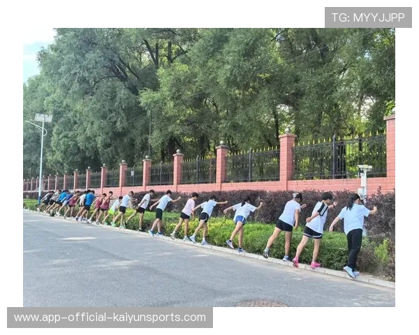 冬季训练营开营 极端训练考验体能极限，冬季训练项目